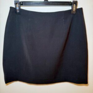 Elizabeth and James black mini skirt with full zip down back size 6